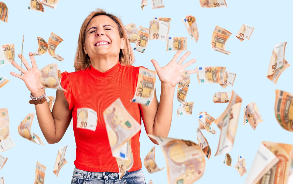 Alocații 2026. 1300 de lei de la stat pentru adulți, puțini știu de această excepție din lege. În ce condiții primești bani după vârsta de 25 de ani