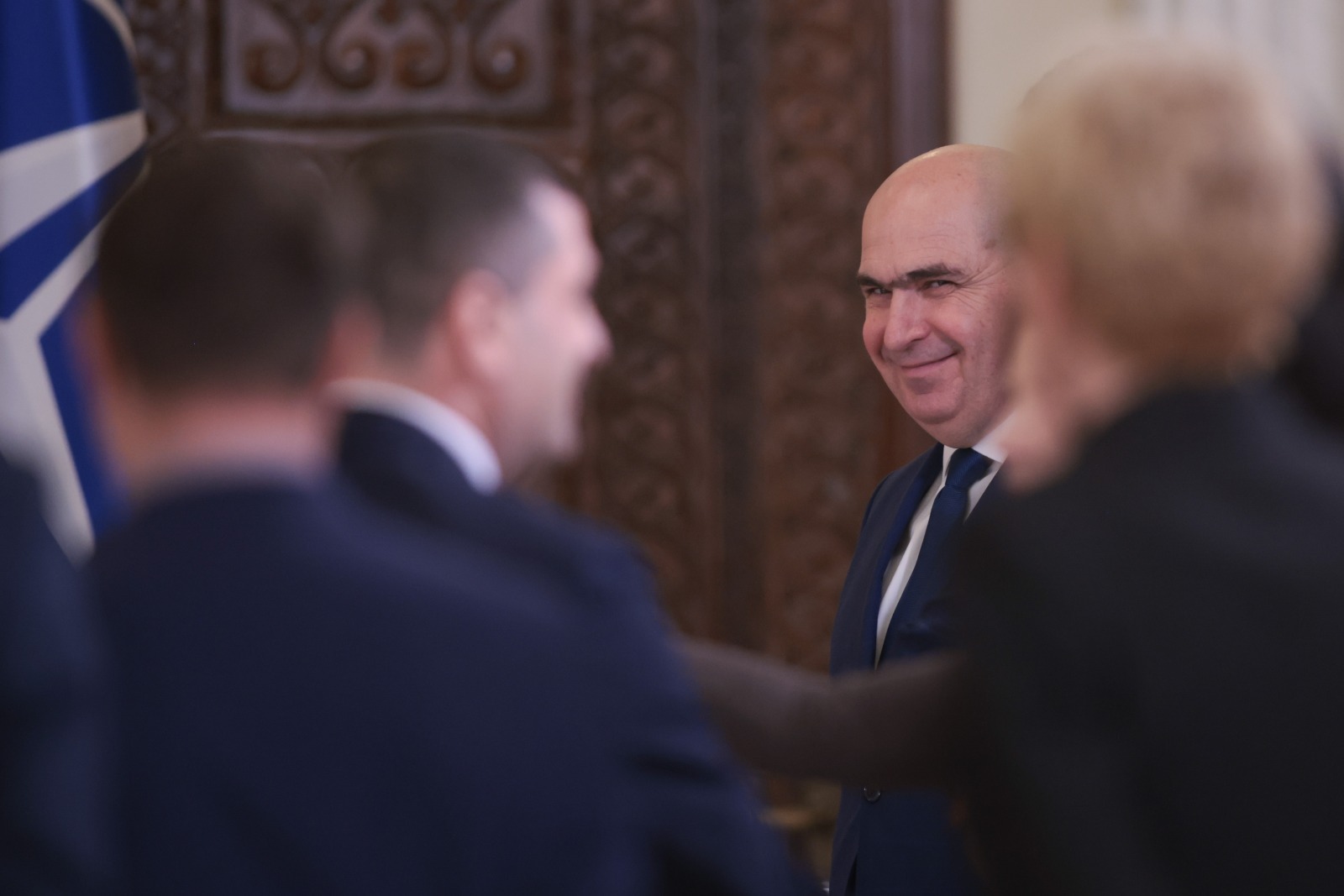 Ilie Bolojan explică „nemţeşte” de ce a tăiat banii pentru mame şi persoanele cu handicap