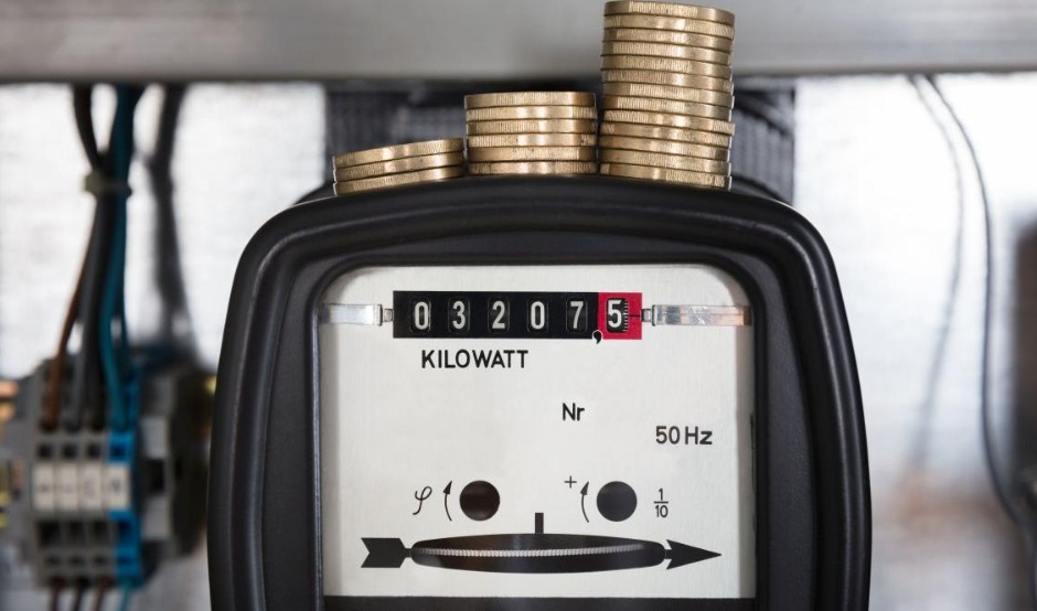 Ai mare grijă cu aceste două electrocasnice în 2026. Factura la curent te poate „ustura” grav