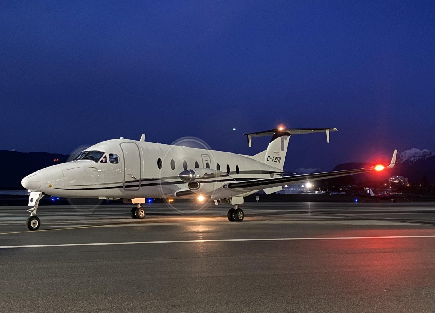 Un avion a dispărut de pe radare chiar înainte de aterizare. Protocoalele de căutare a epavei au fost activate