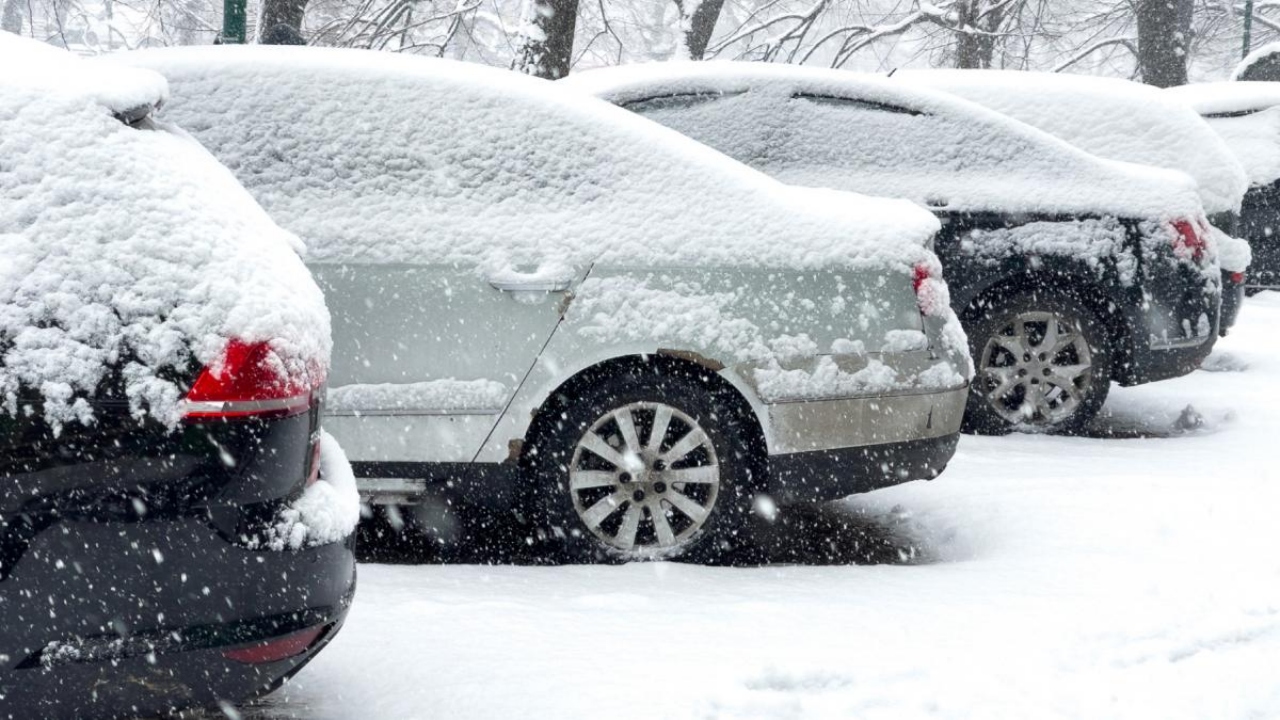 Parcările din București costă cât un salariu: „Noua taxă de lux”