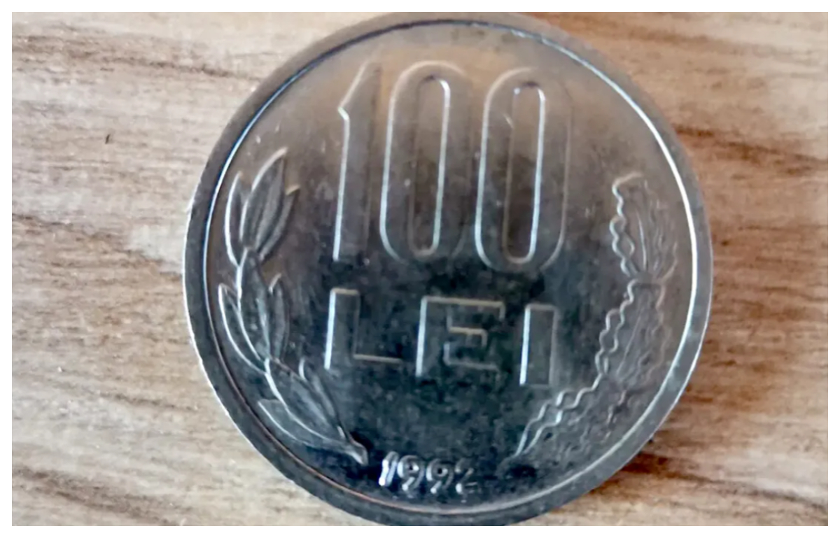 Cât valorează în 2026 moneda de 100 de lei din anii 90. Suma uriașă cu care se vinde pe internet