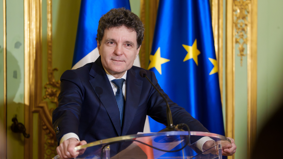 Nicuşor Dan: ”În 2025 s-a încheiat un ciclu electoral prelungit, în care am avut de înfruntat un război hibrid. Democraţia românească a reuşit să facă faţă acestui test”