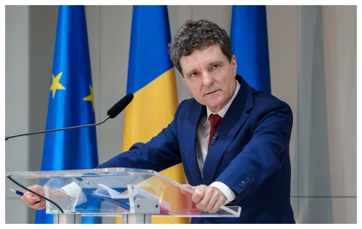 Nicuşor Dan a promulgat legea. Care este noua profesie protejată de interceptări şi percheziţii