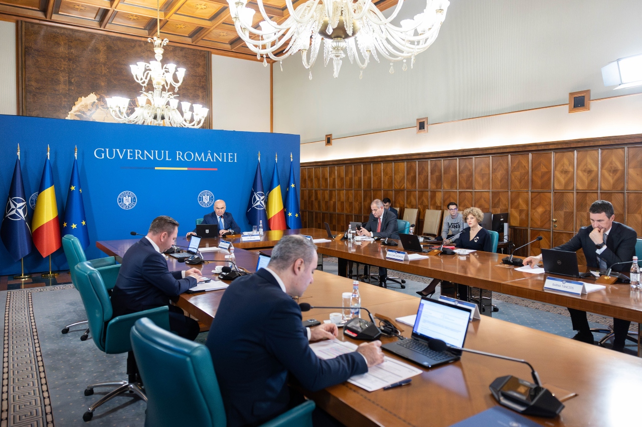 Guvernul ia o măsură radicală ce vizează multinaționalele care își exportă profitul. Ce a decis vineri cabinetul Bolojan