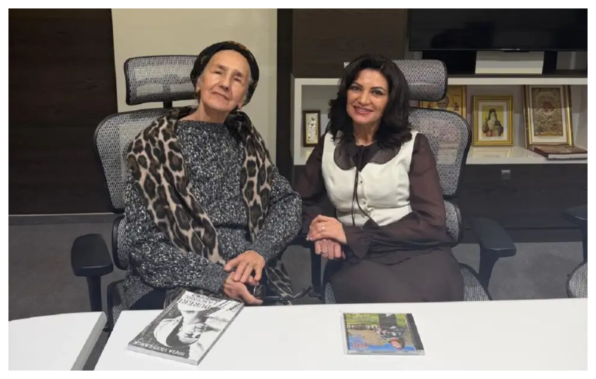 Sofia Vicoveanca a fost externată la cinci zile după infarct. Primele imagini cu artista, publicate de managerul spitalului din Suceava