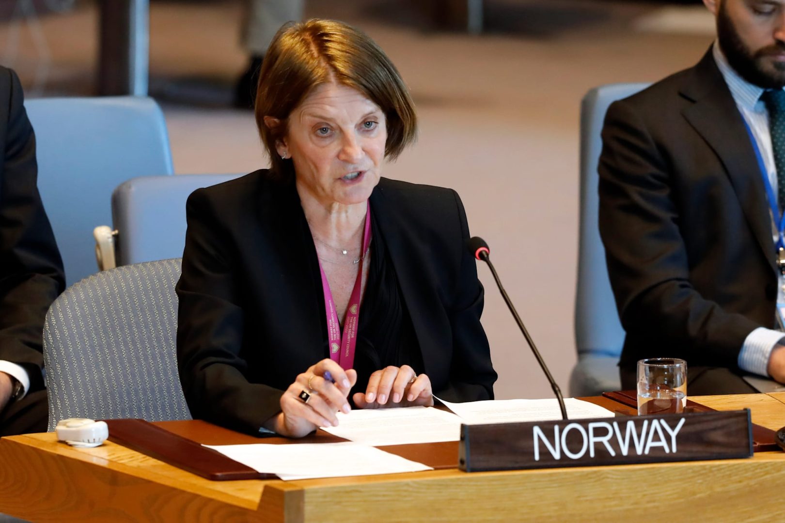 Şi-a dat demsia după ce s-a aflat de moştenierea misterioasă de 10 milioane de dolari