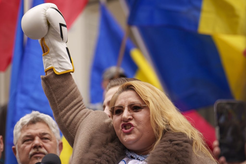 Diana Șoșoacă, discurs cu tentă legionară pe TikTok. Cum vrea lidera S.O.S. România să educe românii prin voluntariat: „Vom restaura simbolic ceea ce ei au distrus și vom reinstitui responsabilitatea”