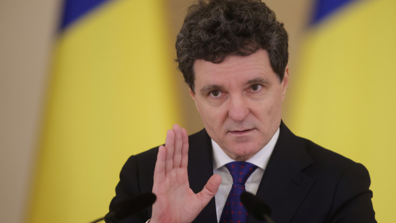 Președintele Nicușor Dan a zburat spre Washington cu un avion închiriat de la Țiriac Air