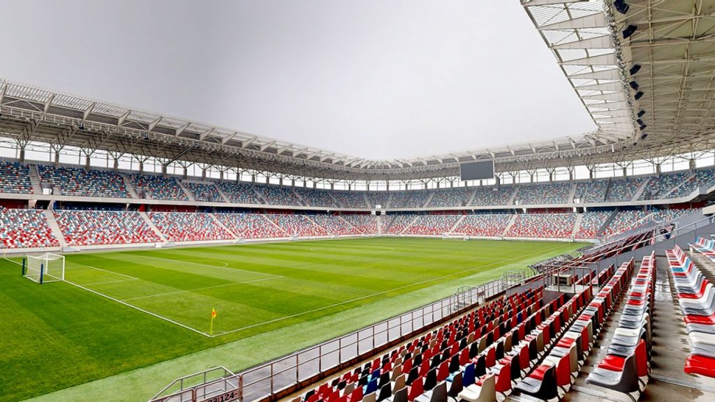 Ministrul Apărării anunță schimbări la clubul Steaua: Este o bătaie de joc. Au pus 10.000 de euro în plus ca să nu vină nimeni să închirieze stadionul. Au închiriat sala din Chiajna cu un preţ de cinci ori mai mare