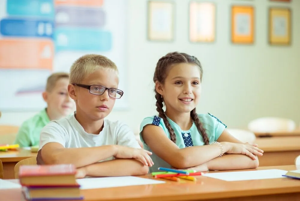 Ajutor financiar de până la 1.000 de lei pentru copii: Ghid complet completarea dosarului. Voucherele sunt distribuite lunar