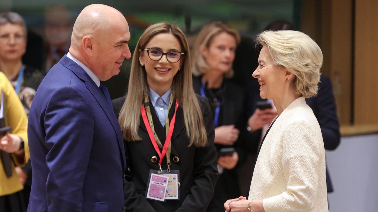 Premierul Ilie Bolojan, în vizită oficială la Bruxelles. Va discuta cu Ursula von der Leyen