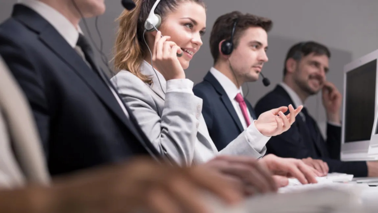 Legea prin care este limitat timpul de așteptare în call-center la cinci minute, blocată în Parlament de aproape trei ani. Românii, tot mai furioși: „Am avut cazuri de sesizări și reclamații de 55 de minute”