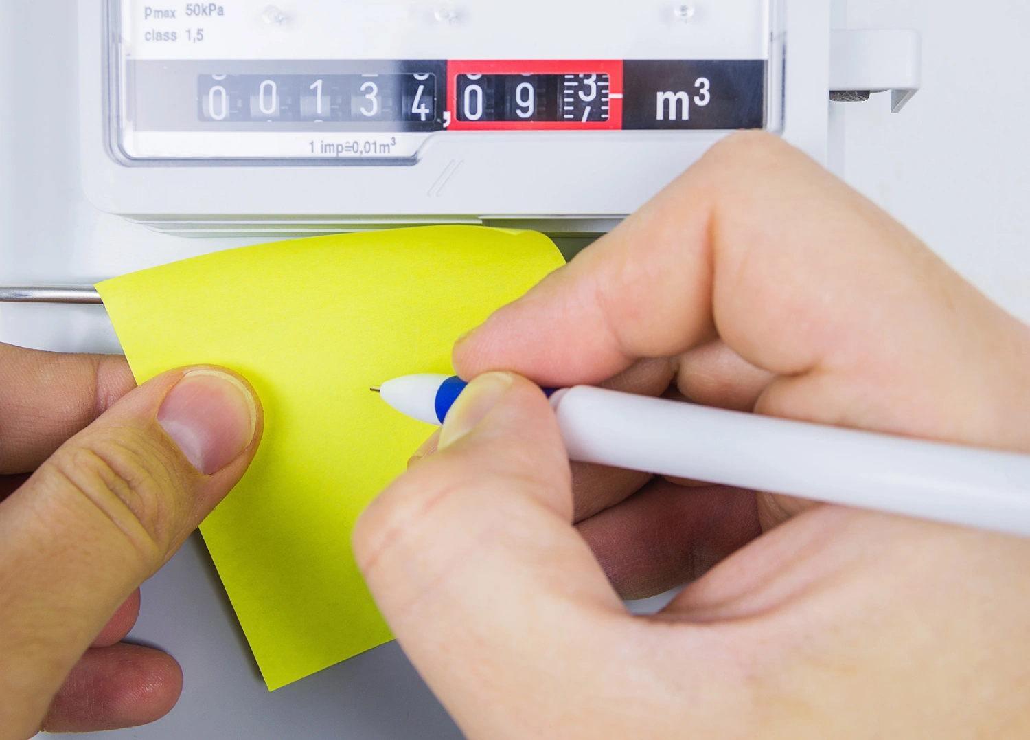 Viscolul de miercuri umflă facturile milioanelor de români. România, prețuri triple față de Spania la energie și gaze. Cât ne costă cea mai friguroasă zi din an