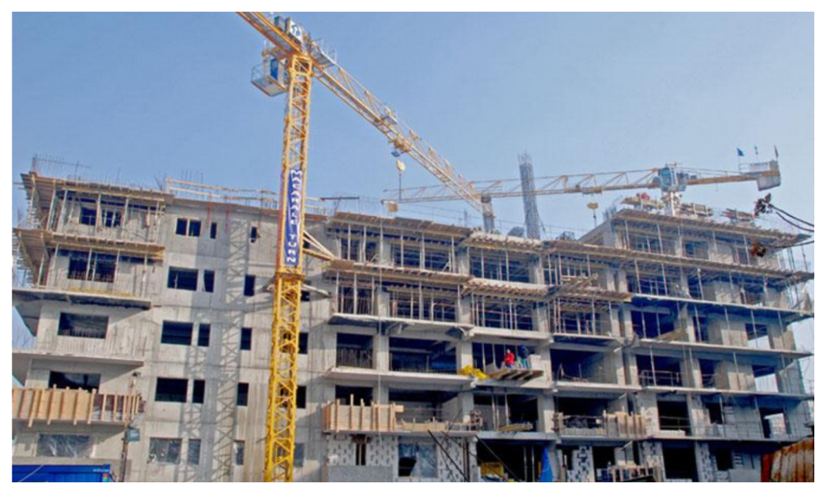 Cutremur pe piața imobiliarelor din România. Dezvoltatorii au ajuns să aibă datorii uriașe