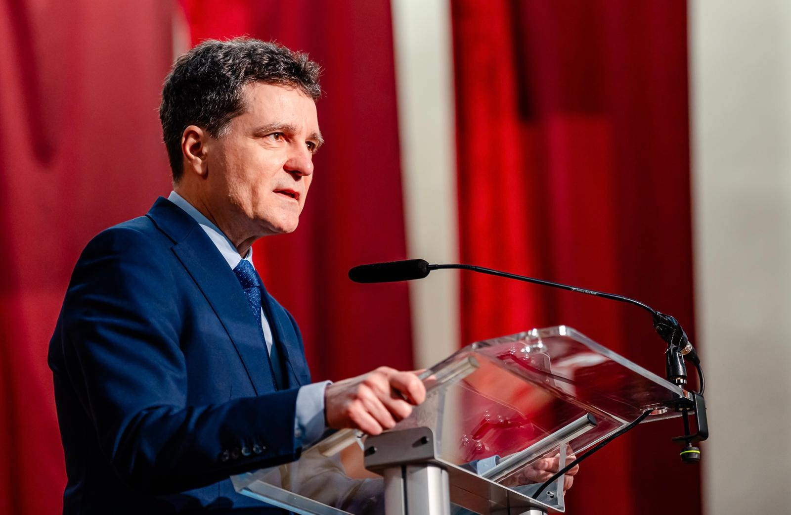 Nicuşor Dan pregăteşte terenul pentru întâlnirea cu Donald Trump, întâlnire cu reprezentanţii marilor companii americane