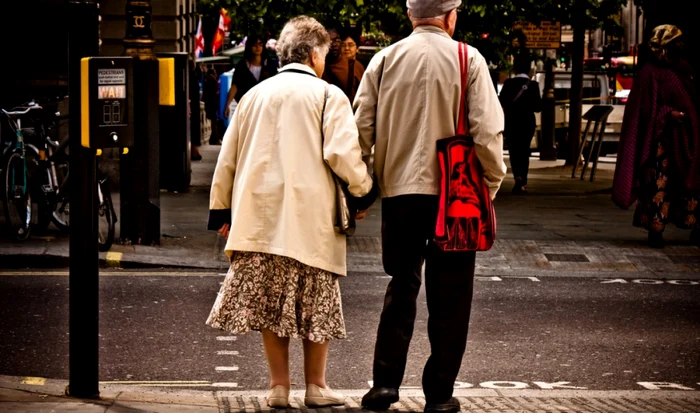 Cât câștigă un pensionar din România faţă de unul din străinătate în 2026. Ce diferenţe sunt pe categorii de muncă