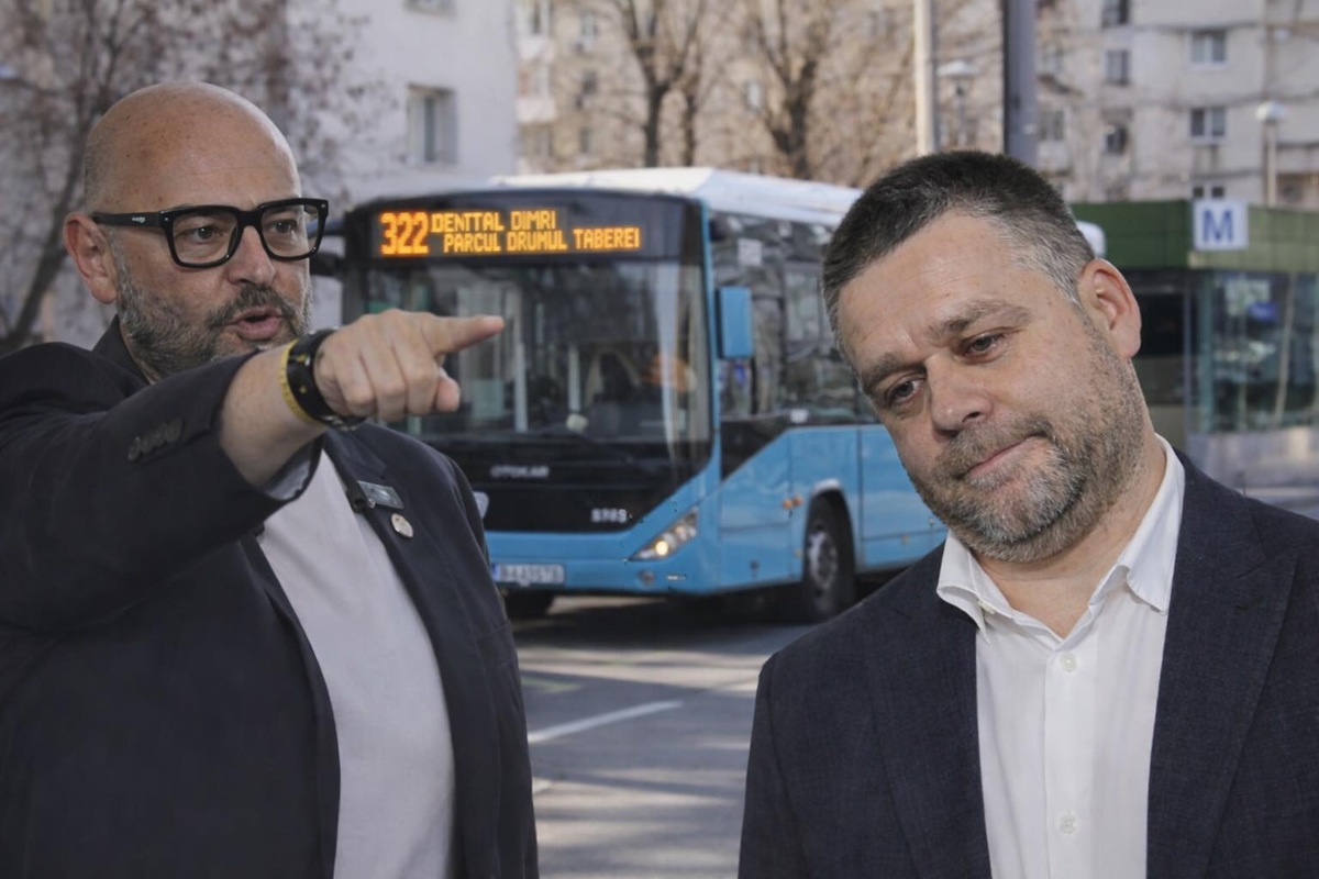 Piedone îl mitraliază pe Ciucu: „Bufonule! Nu îți e, mă, rușine? Scumpești tu, reformezi tu, cerți tu, trimiți tu oameni cu familii și copii în șomaj! Ești ipocrit, Ciucurel! Ipocrit! Pune osul la muncă, nu fii trântor! Și lasă politica, amatorule!”