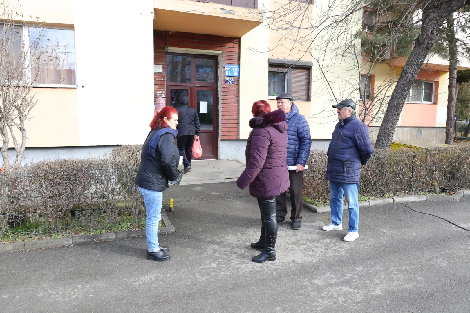 Care sunt cazurile în care proprietarii care stau la bloc pot reclama asociația de proprietari și cine îi verifică pe administratori