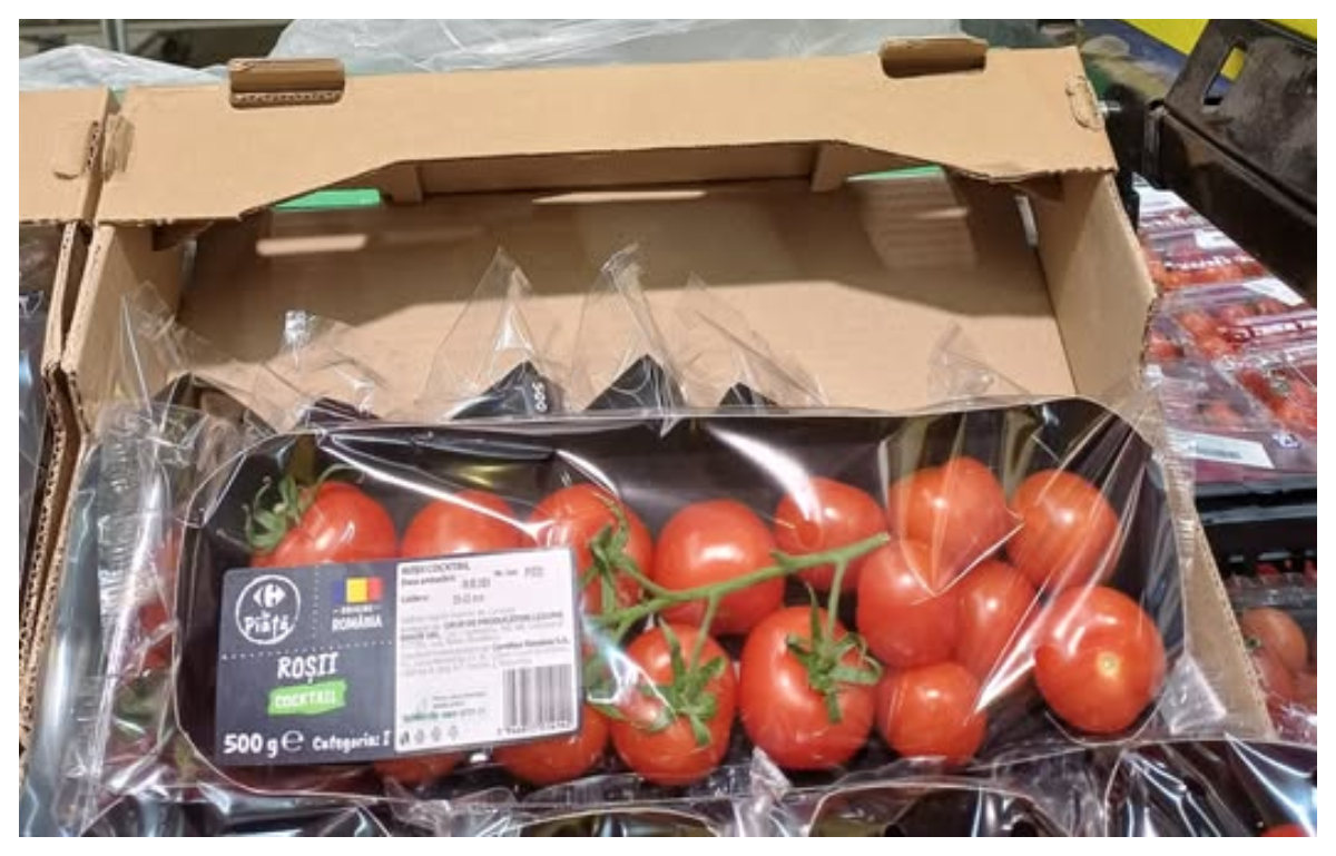 Roșii românești la 58 de lei kilogramul într-un supermarket din România. Inspectorii de la Protecția Consumatorilor sunt șocați: ”Am intrat îm recesiune economică?”