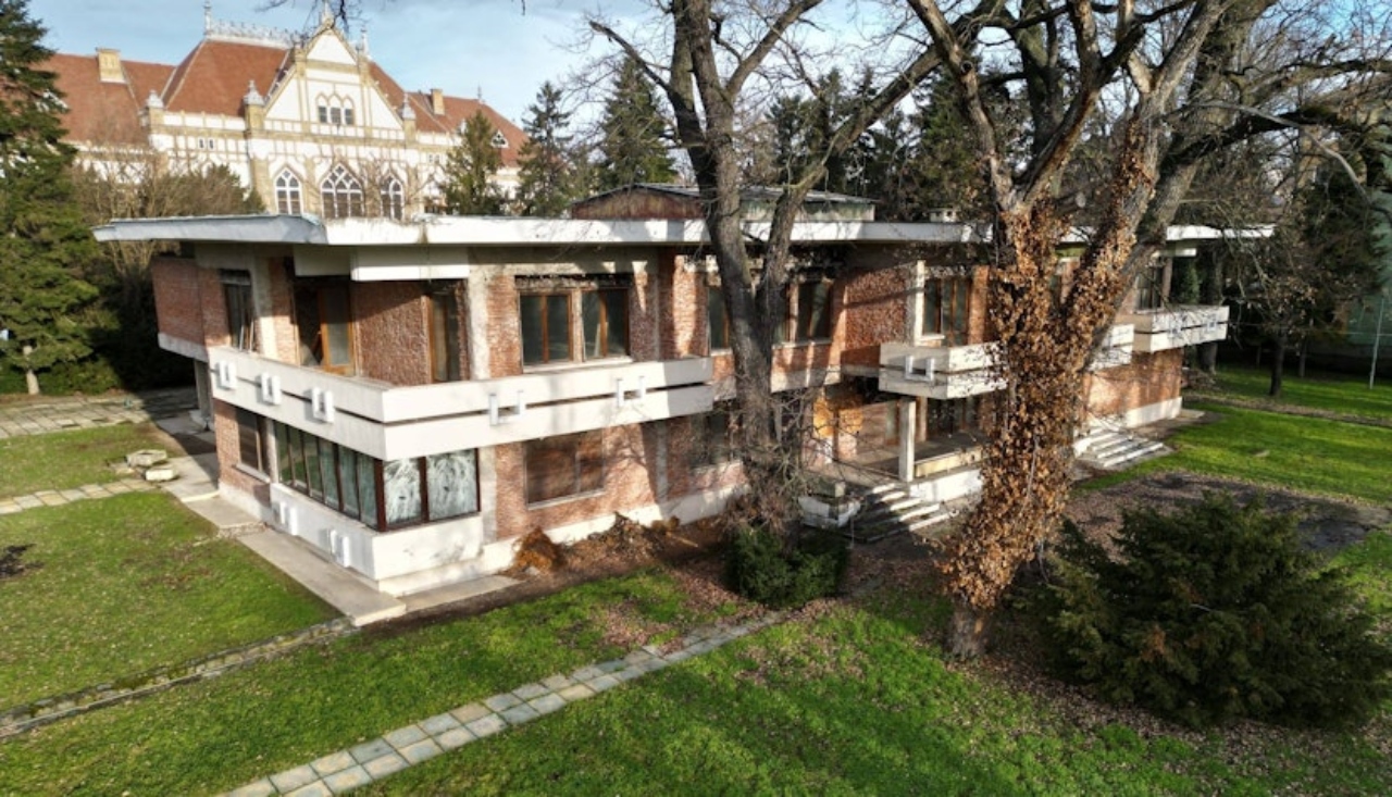 Vila lui Ceaușescu din Timișoara și-a schimbat proprietarul! Cine este și în ce vrea să o transforme
