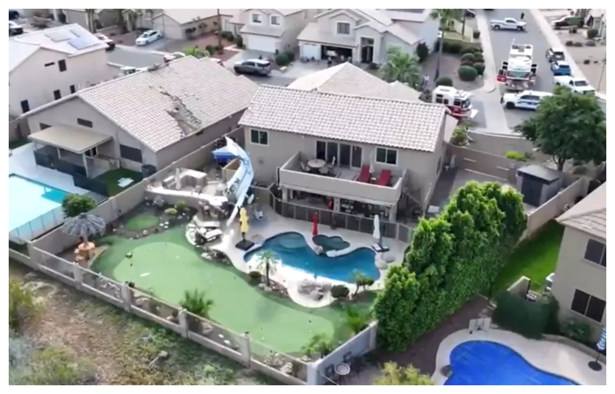 Avion prăbuşit în SUA. Aeronava a căzut într-un cartier rezidenţial