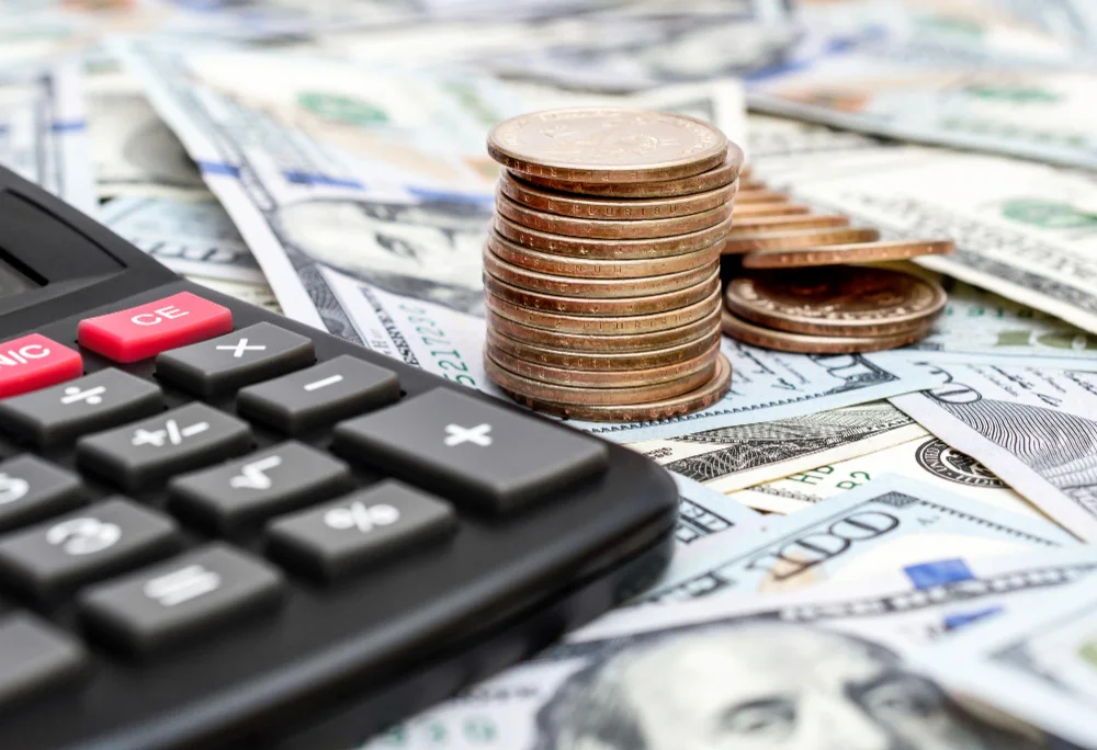 Bugetul pentru 2026: Sporurile, indemnizaţiile, compensaţiile şi primele bugetarilor se mențin la nivelul lunii decembrie 2025