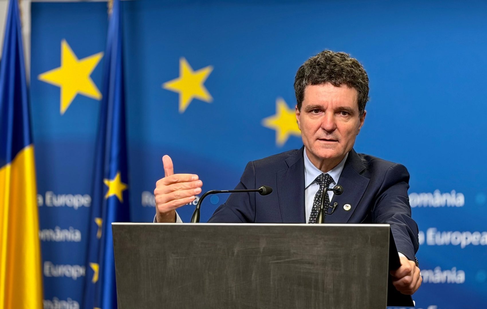 Se schimbă banii. Nicuşor Dan, anunţ în premieră despre adoptarea monedei euro: „Eşti mai competitiv dacă ești mai mare”