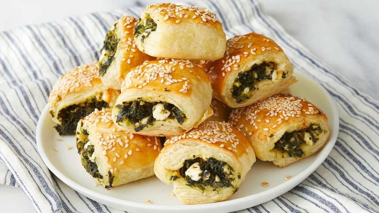 Rețetă de rulouri din ștevie pane. Este un preparat de post și extrem de delicios