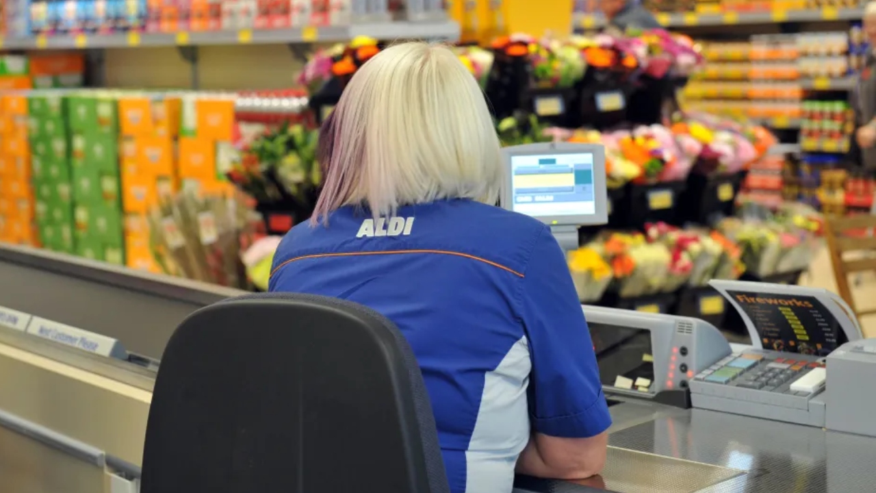 Salarii la Aldi în Germania în 2026: cât câștigă angajații și ce beneficii primesc
