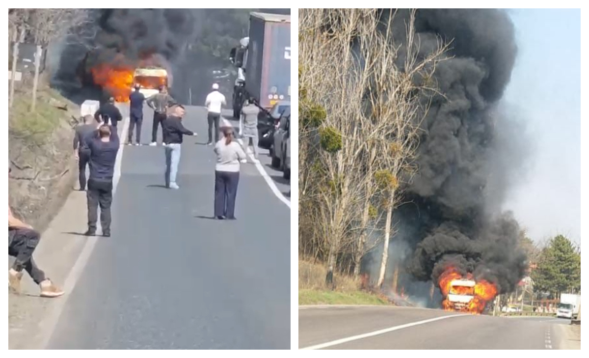 Ambulanță cuprinsă de flăcări în Iași. Traficul a fost blocat complet