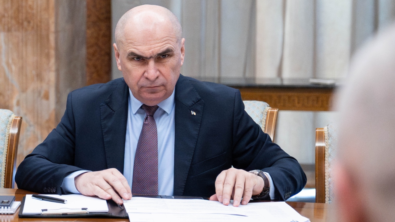 Cheltuielile de personal cresc în 2026 față de anul trecut, în ciuda garanțiilor premierului Ilie Bolojan. Fostul premier Florin Cîțu prezintă situația: „Povestea cu reducerea cheltuielilor a fost propagandă”