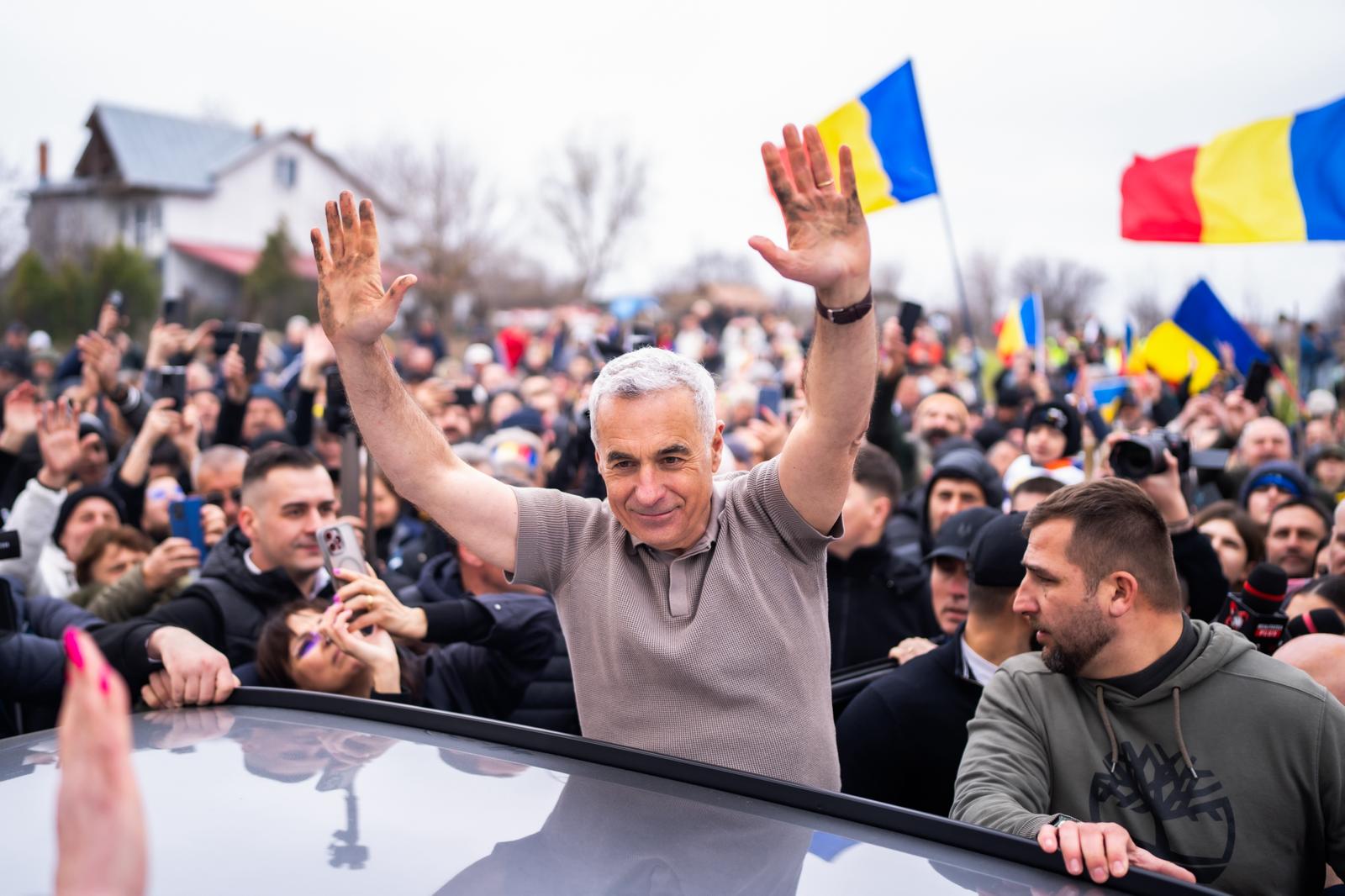 Călin Georgescu le mulțumește românilor pentru mobilizarea impresionantă: „Mi-ați făcut astăzi un dar mai frumos decât mi-aș fi putut imagina. Am fost, suntem și vom fi împreună” FOTO
