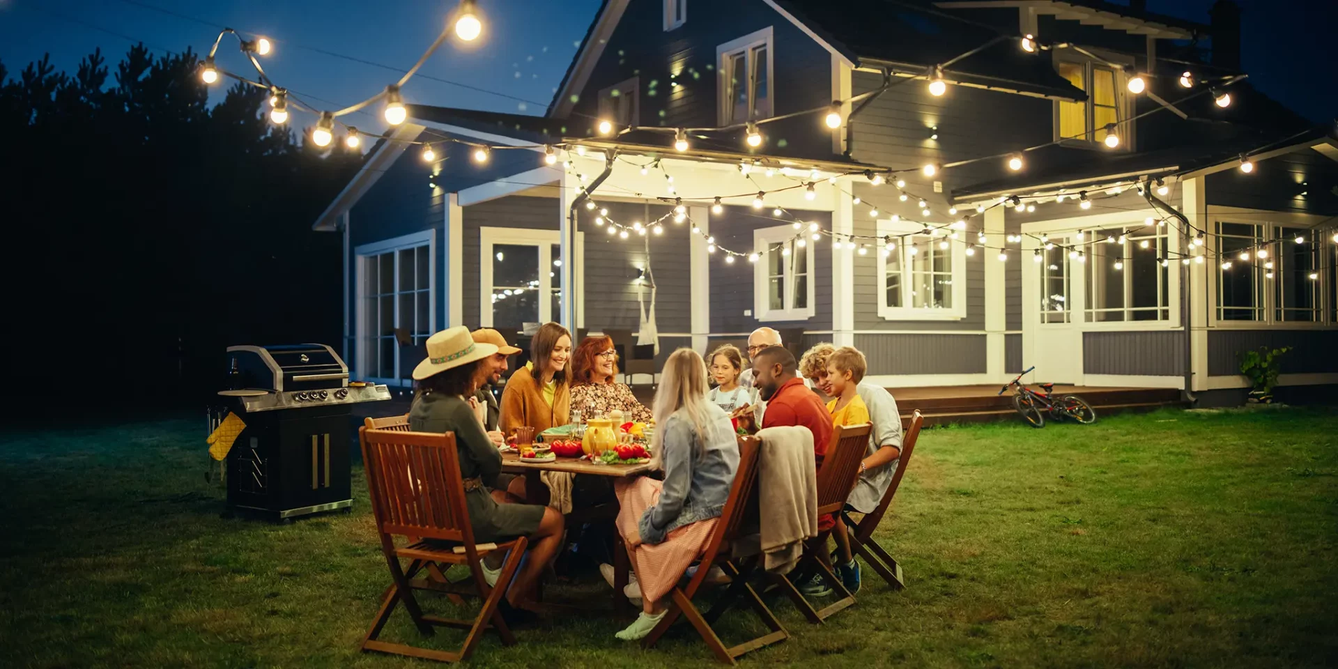 Stai la casă? Poți primi amendă de 6.000 de lei dacă vecinii te prind făcând asta