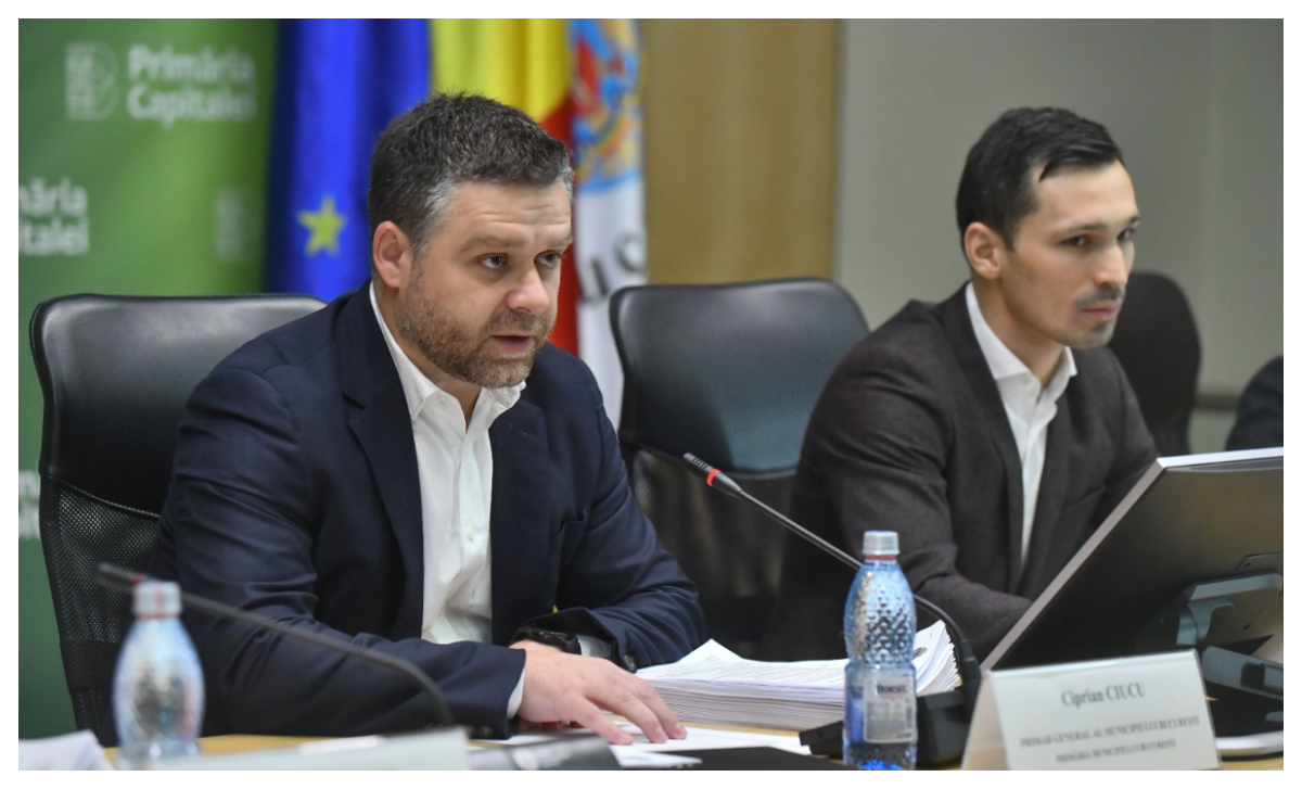 Ciprian Ciucu taie parcările gratuite pentru mașinile electrice și hibride: ”A devenit o barieră în calea managementului eficient al orașului”