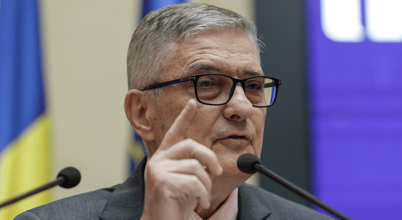 Daniel Dăianu anunţă un posibil scenariu economic dificil. România ar putea intra în recesiune în 2026