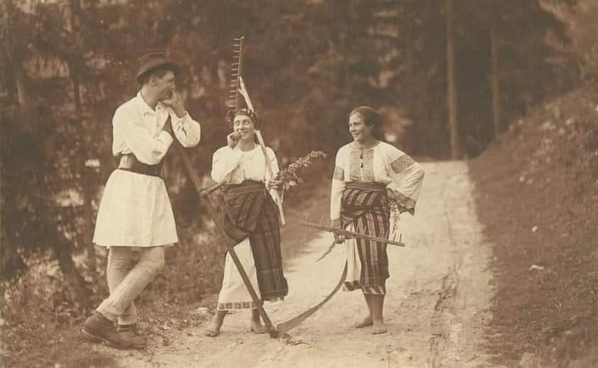 De ce multe nume româneşti se termină în „-escu”. Originea și semnificaţia sufixului