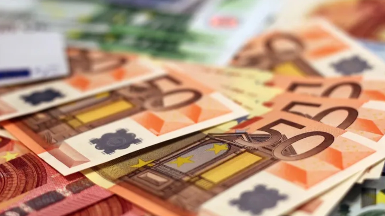 Trecerea la moneda Euro, următorul plan de țară pentru România. Țara noastră încă se confruntă cu vulnerabilități structurale: „Corupția încă există, interferențele străine au dus la anularea alegerilor prezidențiale”