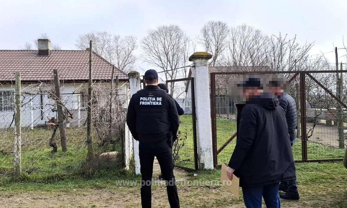 Poliţiştii de Frontieră din cadrul Gărzii de Coastă au capturat de la braconieri 15 kg de icre negre, 48 de kg de sturion şi importante sume de bani GALERIE FOTO