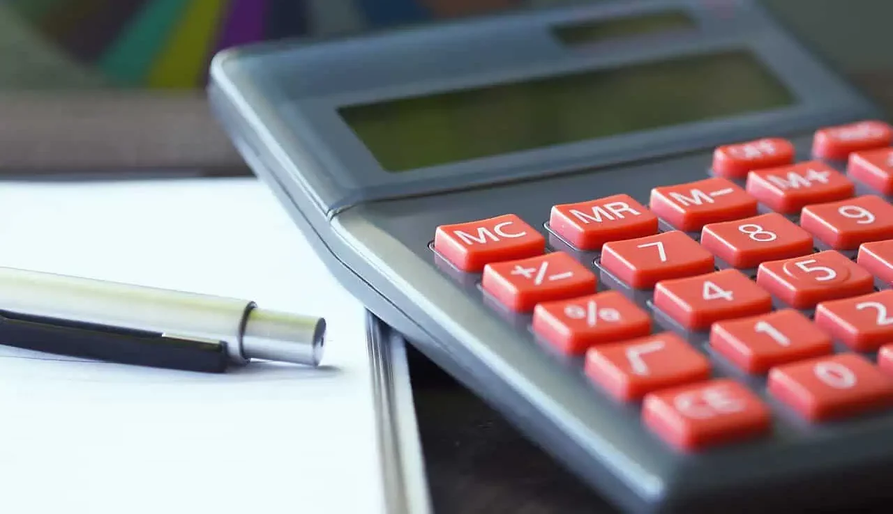 Venituri obținute din străinătate. Cine trebuie să plătească impozit și când apare obligația de plată a CASS