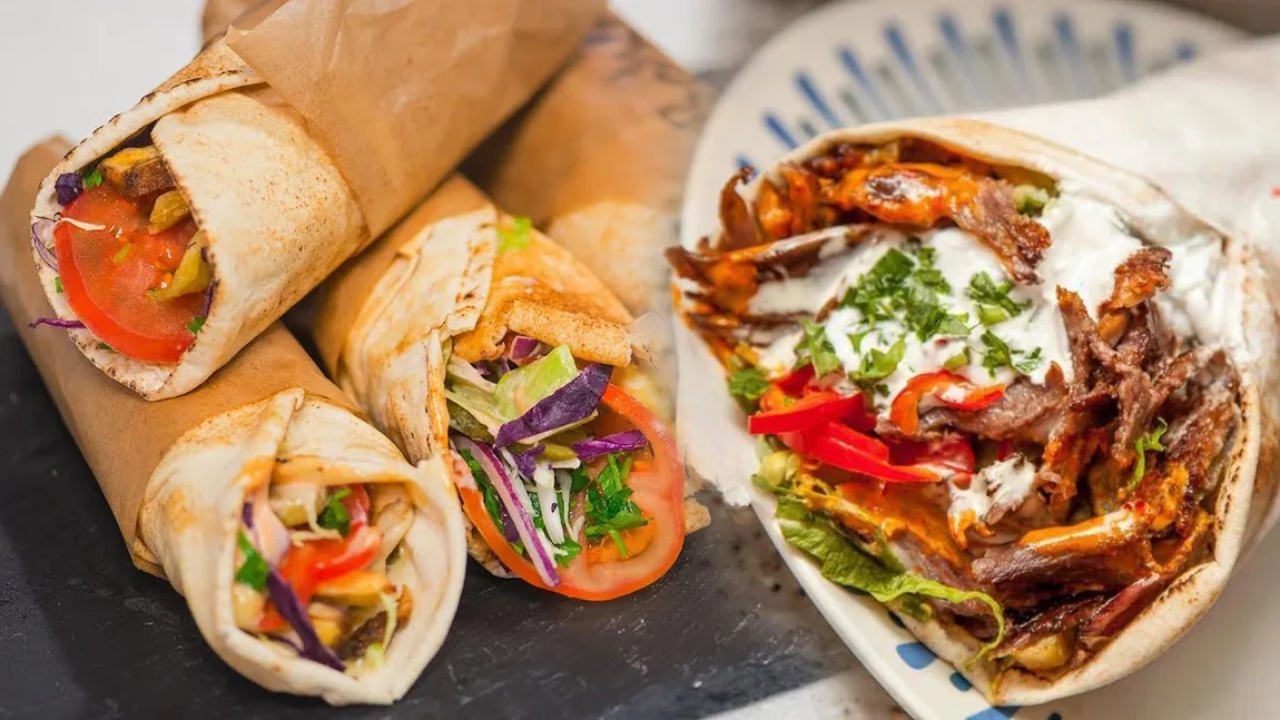 VIDEO Ce s-a întâmplat după ce un fast-food a anunțat că dă șaorma gratis timp de două zile. ”Asa săraci am ajuns?”