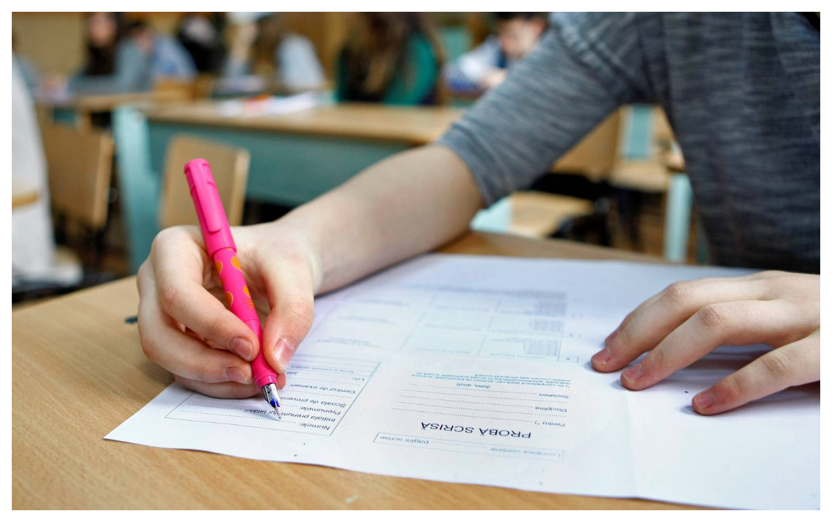 Simulare Evaluare Națională 2026. Modele de subiecte la Limba Română