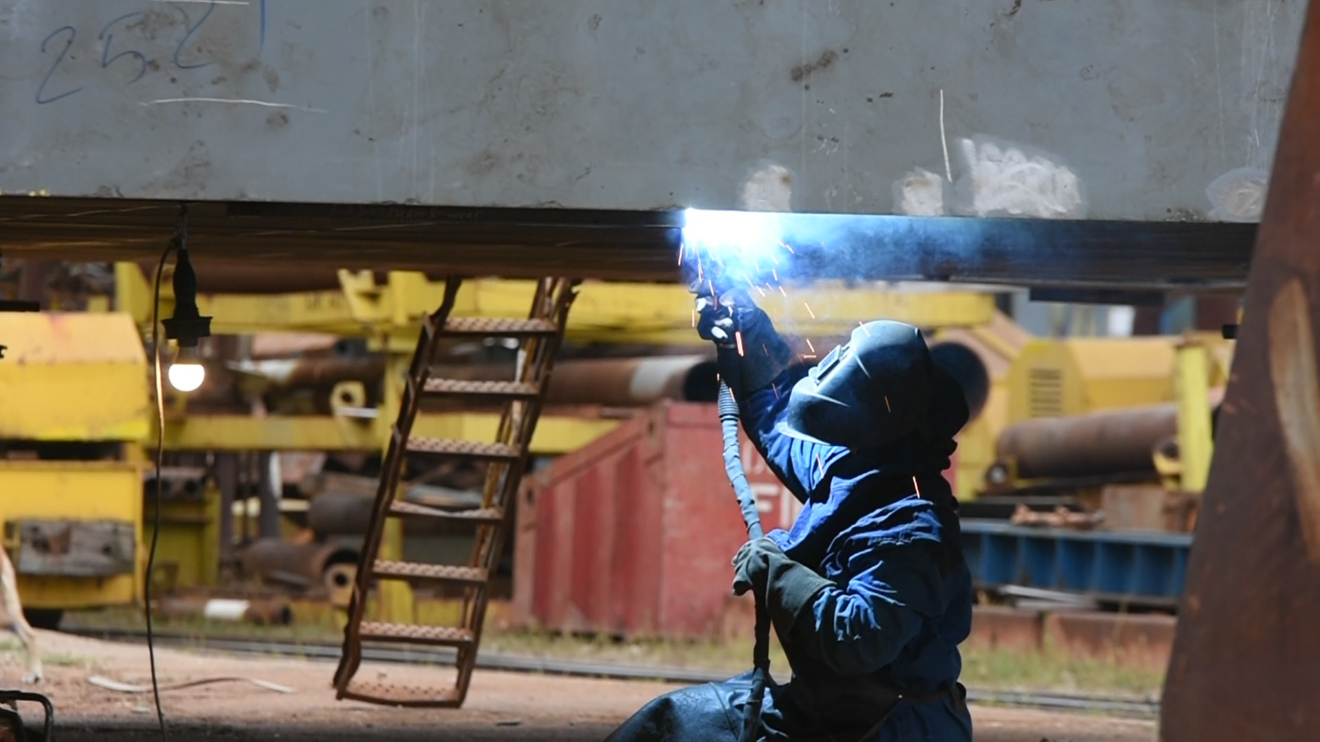 Este singura femeie care are acest job în Italia. Românca lucrează într-o mare de bărbați îmbrăcați în uniformă: „M-am simțit respectată și protejată”