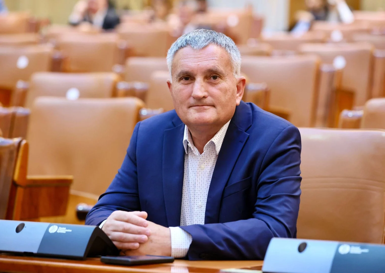 Un deputat PNL a primit un ordin de chemare la mobilizare și acuză jocuri politice la vârf: „PSD vrea să destabilizeze guvernul”. Ce se întâmplă, de fapt, cu rezerviștii din România