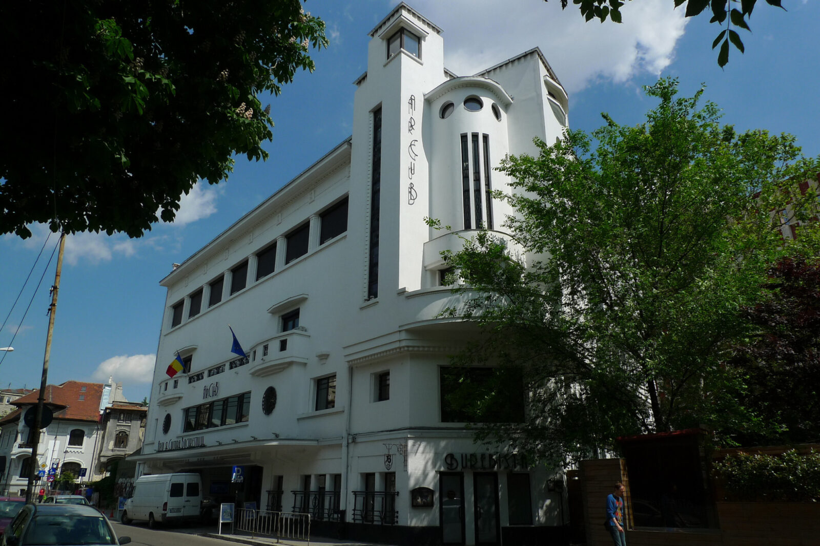 Teatrul Stela Popescu – o poveste spusă deja de 10 ani – văzut prin ochii celor care l-au condus