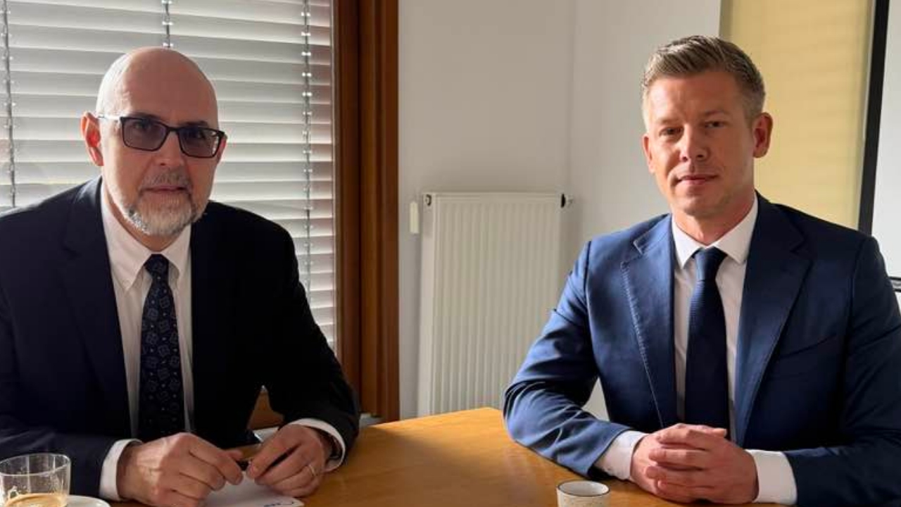 Kelemen Hunor, întâlnire la Budapesta cu premierul Péter Magyar: „Guvernul TISZA și UDMR vor lucra împreună pentru maghiarii din Transilvania”