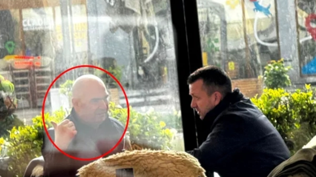 Ilie Bolojan și-a scos colegii din Guvern și de la Oradea la o cafea în centrul orașului. Moment rar de destindere a premierului