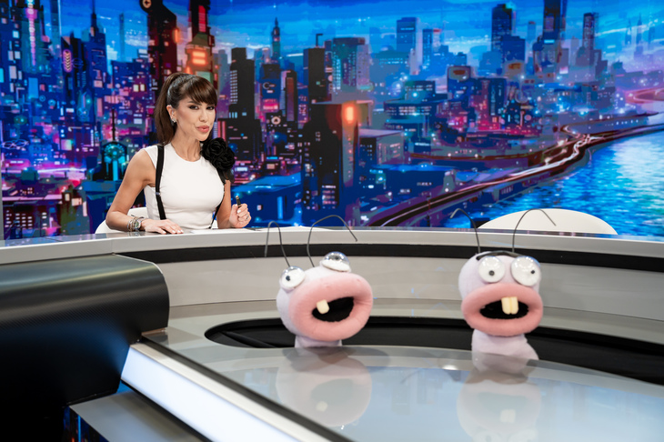 Ce emisiune va face Denise Rifai la Antena 1. Va avea colege de platou două ”furnicuțe”