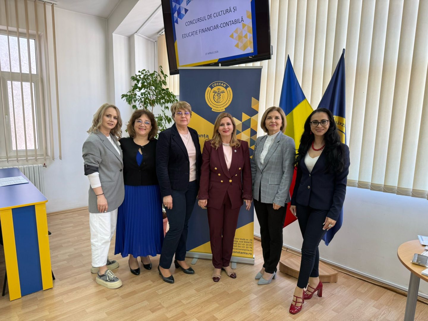 S-au dat „coroniţele” pentru rezultatele excelente de la concursul de Educaţie Financiară