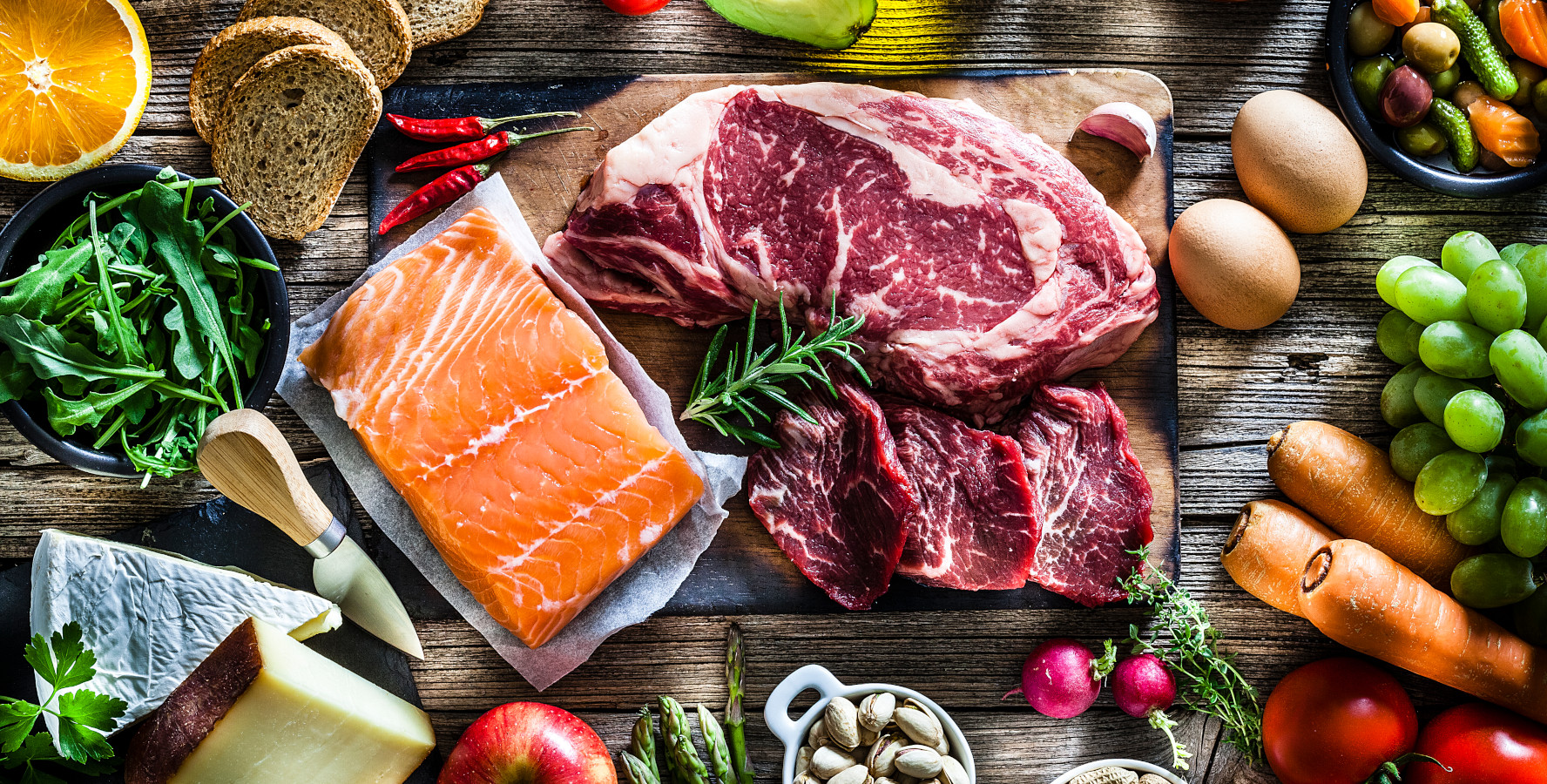 România este „grânarul Europei”, dar are rafturile pline de importuri: Care este singura țară din lume care își asigura complet hrana